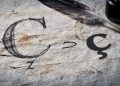 Você sabe por que usamos a cedilha? Conheça a história do tracinho embaixo do “c”