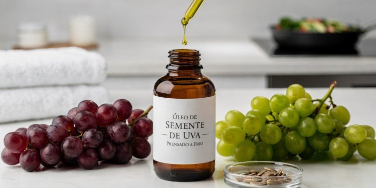 Esse óleo natural é multifuncional tanto para a pele, quanto para o cabelo