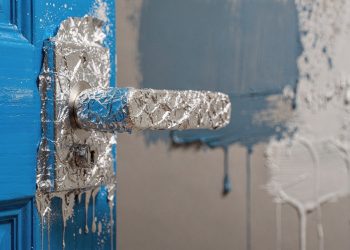 Muita gente coloca papel alumínio na maçaneta e o motivo vai além da curiosidade