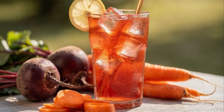 Suco de beterraba com cenoura transforma a hidratação e muda a rotina no verão