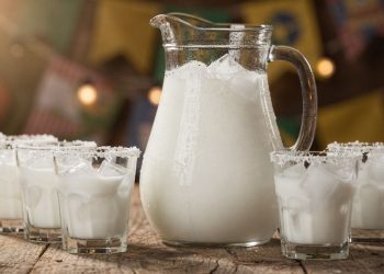 Batida de coco simples costuma ficar mais gostosa com essa medida certa