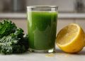 Suco de couve com limão ajuda a emagrecer e melhora a digestão no dia a dia