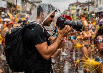 Quanto custa proteger equipamentos fotográficos e de vídeo durante o carnaval