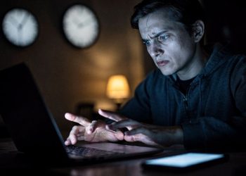 Segundo a psicologia procrastinação ansiosa não é preguiça e tem raiz no medo de errar