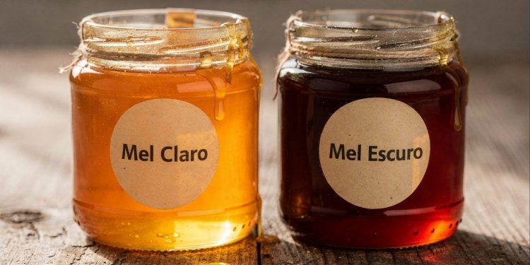 Poucos sabem: por que a cor do mel muda o sabor e a textura?
