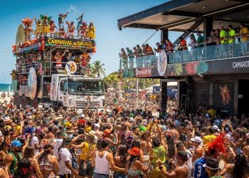 Quanto custa passar o Carnaval na Bahia e por que o valor muda tanto