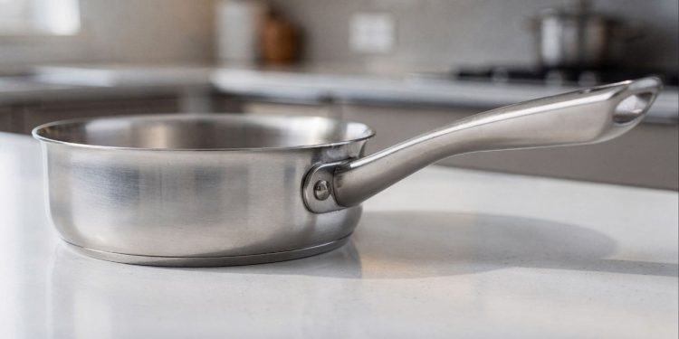 Poucos sabem: para que serve o furo no cabo da panela?