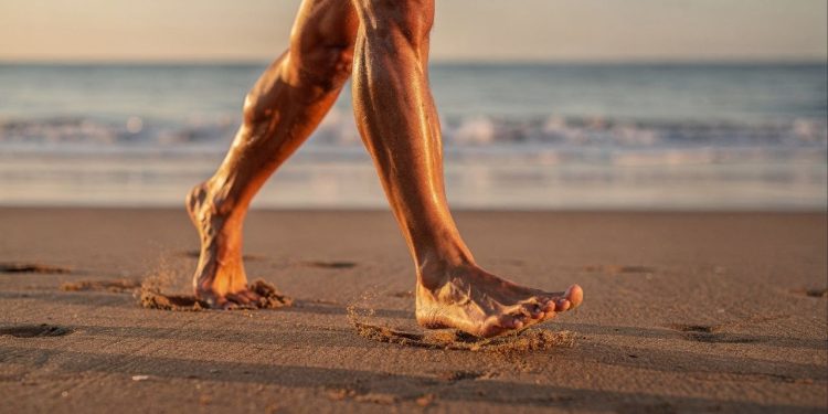 Por que treinar na areia fofa queima o dobro de gordura do que o asfalto