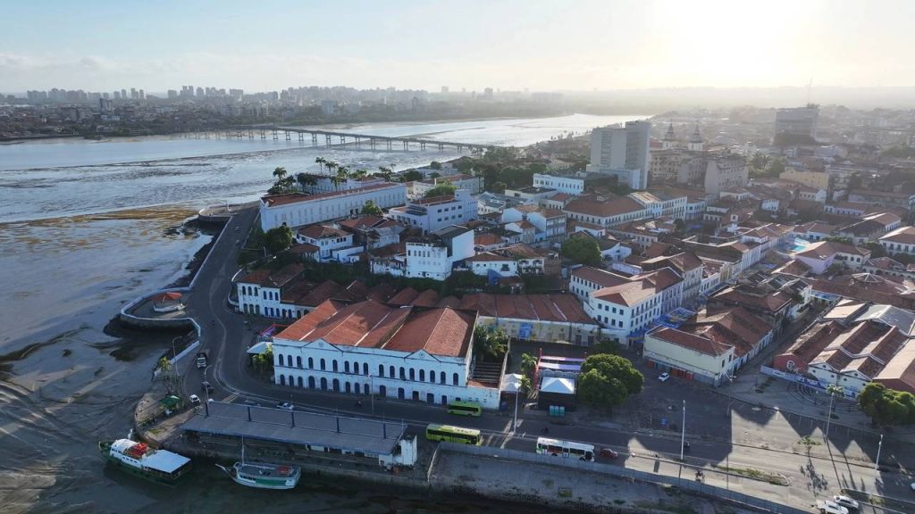 A Atenas Brasileira, única capital do país fundada por franceses em 1612, carrega 2 títulos internacionais e reúne o maior conjunto colonial português da América Latina