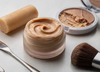 Com 2 ingredientes simples eu fiz o corretivo coreano com alta camuflagem em casa