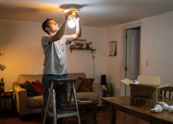 Essas lâmpadas LED duram mais, consomem menos e se pagam em poucos meses