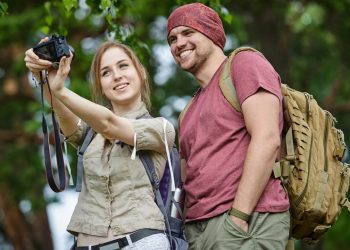 Atividades ao ar livre no verão que custam menos do que manter tantas telas