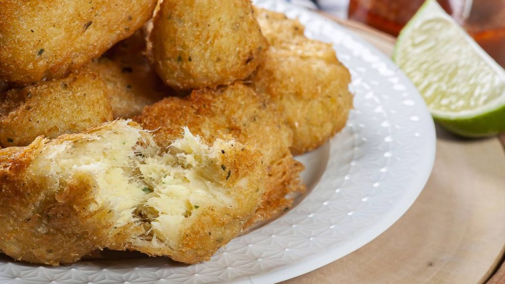 bolinho de bacalhau