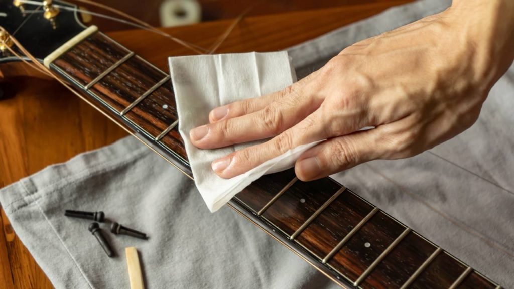 consertar um violão