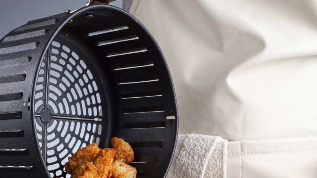 frango empanado na airfryer