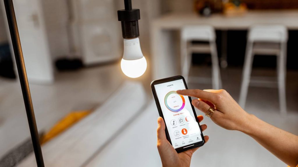 Adeus lâmpadas incandescentes: essa é a iluminação que economiza energia e traz mais conforto em casa