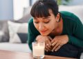 Acender uma vela aromática muda o ambiente, mas também altera o seu cérebro