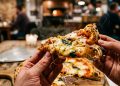 Como fazer a massa clássica de pizza italiana com receita rápida e ingredientes simples