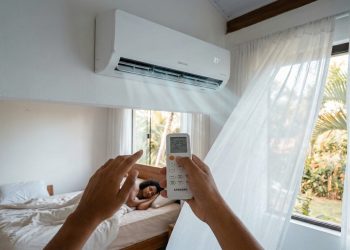 Quanto aumenta na conta de luz usar o ar-condicionado por 8 horas todos os dias