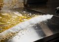 Com um produto a base de bicarbonato, você consegue limpar a sua cozinha toda sem esforço algum