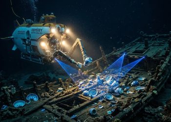 Descobrem uma carga imperial enigmática a 1.500 metros de profundidade: arqueólogos desenterram uma cápsula do tempo do século XVI no oceano.