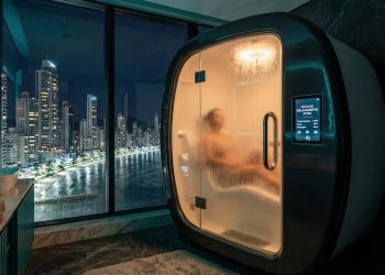 O box de chuveiro está desaparecendo dos banheiros modernos: a nova tendência é a "máquina de lavar humana"