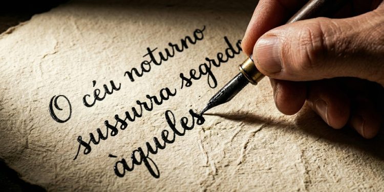O que significa, segundo a psicologia, misturar letras maiúsculas e minúsculas na escrita?