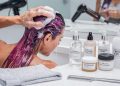 Esses 3 passos simples faz o desbotamento do seu cabelo demorar mais e dá brilho de salão