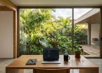 Ele construiu um escritório no quintal do zero e economizou milhares em reforma