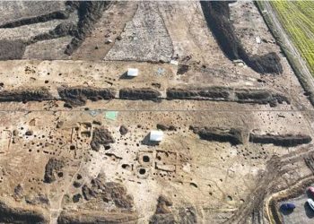 Esse país ia construir uma rodovia e acabou descobrindo uma cidade de 2000 anos com ouro e joias