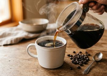 Quanto gasta fazer uma garrafa de 1 litro de café todos os dias durante um mês