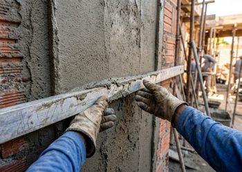 Como rebocar uma parede perfeitamente e nunca mais gastar com pedreiro