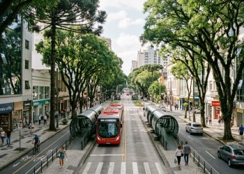 Cidade mais inteligente do mundo e líder de qualidade de vida entre capitais do Brasil: a capital ecológica que se tornou sonho de todo brasileiro graças à sua qualidade de vida europeia