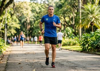 Caminhadas japonesas: a nova tendência para se manter em forma sem esforço e com foco no bem-estar