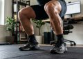 O movimento simples de agachamento por 5 minutos pode ativar grandes grupos musculares e melhorar resistência