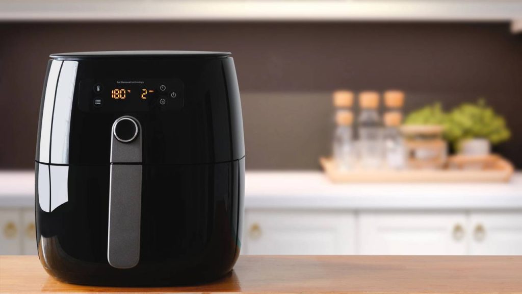 Quanto aumenta na conta de luz fazer almoço usando a airfryer todos os dias por um mês