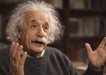 Albert Einstein, disse: “A definição de insanidade é fazer a mesma coisa repetidamente e esperar um resultado diferente”