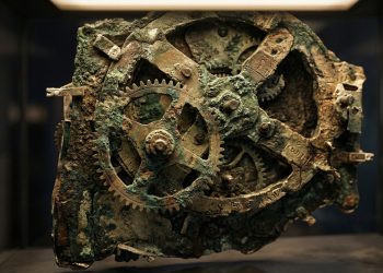 A calculadora mais antiga do mundo foi descoberta em 1901 e até hoje surpreende os cientistas mais inteligentes do mundo