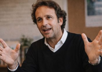Víctor Küppers, famoso coach motivacional: “10% da felicidade é o que acontece e 90% é como lidamos com isso”