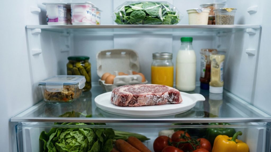 Os métodos mais rápidos e seguros para descongelar alimentos