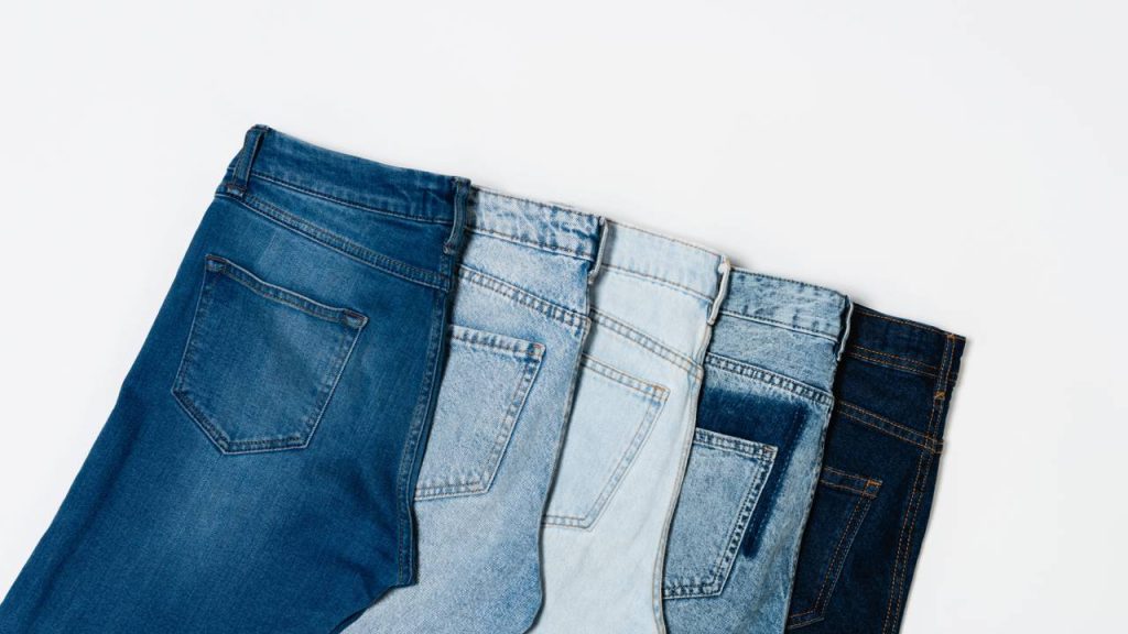 jeans azul-marinho