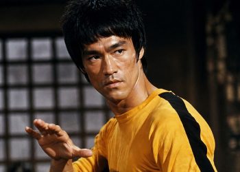 Citação do dia de Bruce Lee: "Não ore por uma vida fácil, ore por forças para suportar uma vida difícil”