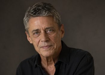 Chico Buarque, grande compositor brasileiro: ”Às vezes o que a gente procura, não é o que a gente procura. É o que a gente encontra”