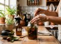 Misturar casca de abacate com vinagre: para que serve e por que é recomendado
