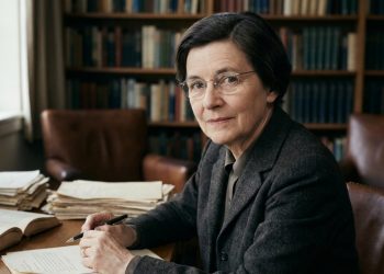 Hannah Arendt, filósofa: "Há uma regra pela qual tenho tentado viver: preparar-me para o pior, esperar o melhor e aceitar o que vier"
