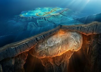 Nas profundezas das Bermudas, eles encontraram algo diferente de tudo o que já existiu na Terra