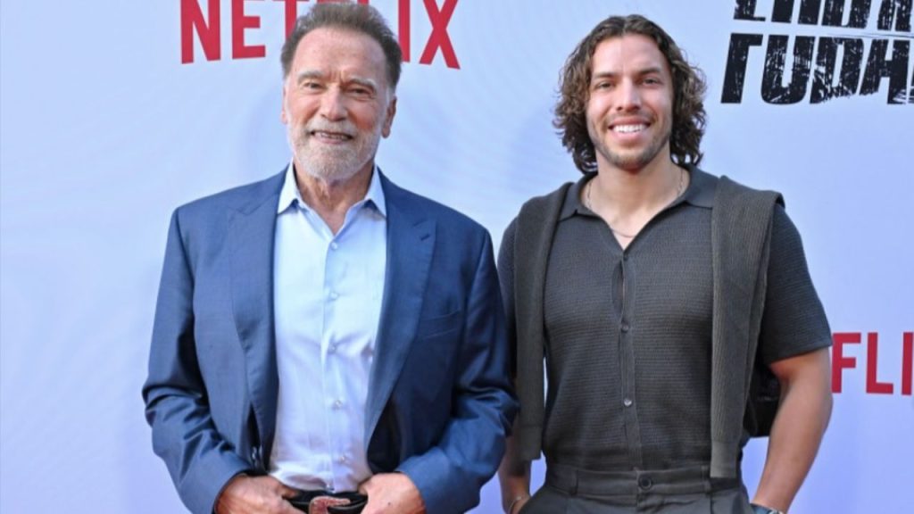 Ele seguiu os passos do pai: o filho de Arnold Schwarzenegger venceu uma competição internacional de fisiculturismo