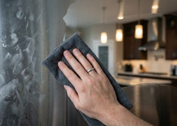 Como remover gordura do aço inoxidável sem danificar o acabamento