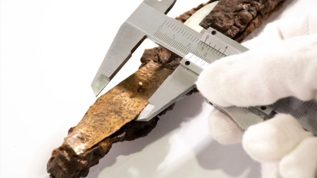 Espada encontrada na Espanha pode ser a lendária "Excalibur"