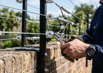 Qual o investimento para instalar uma cerca elétrica em casa e redobrar a segurança